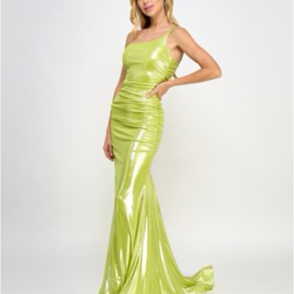 Elegant Lime Green Evening Gown